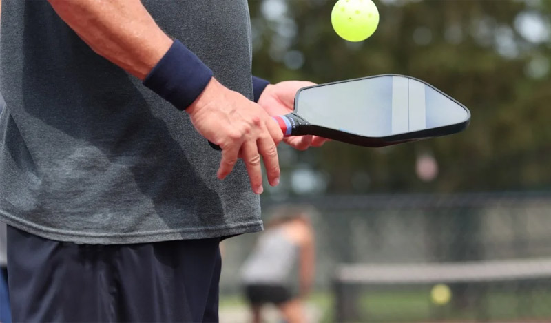 co-nen-mua-vot-pickleball-cu-2