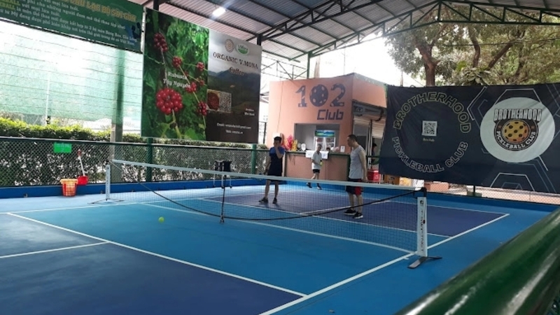 san-pickleball-trong-nha-o-tphcm-1